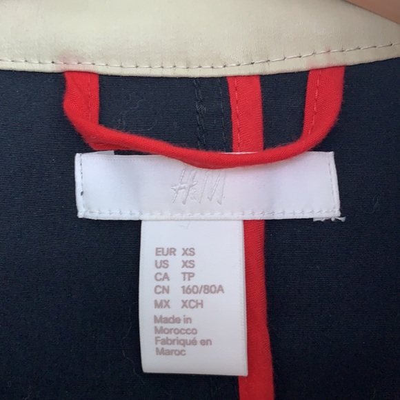 H&M- Rain Jacket - Picture 7 of 9